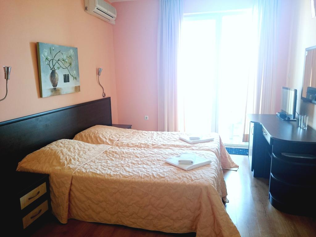 Bona Dea Club Sveti Vlas Ruang foto
