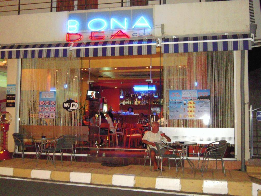 Bona Dea Club Sveti Vlas Bagian luar foto