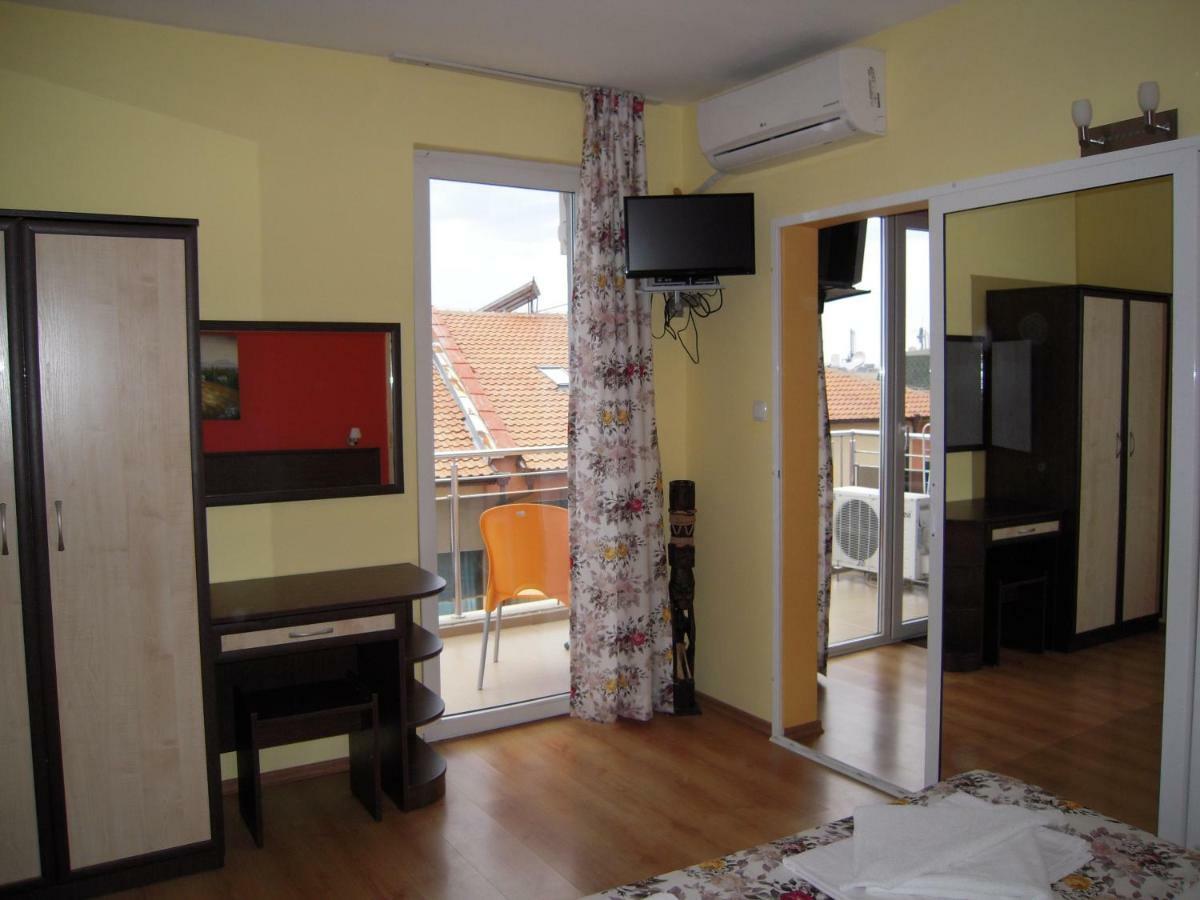 Bona Dea Club Sveti Vlas Bagian luar foto