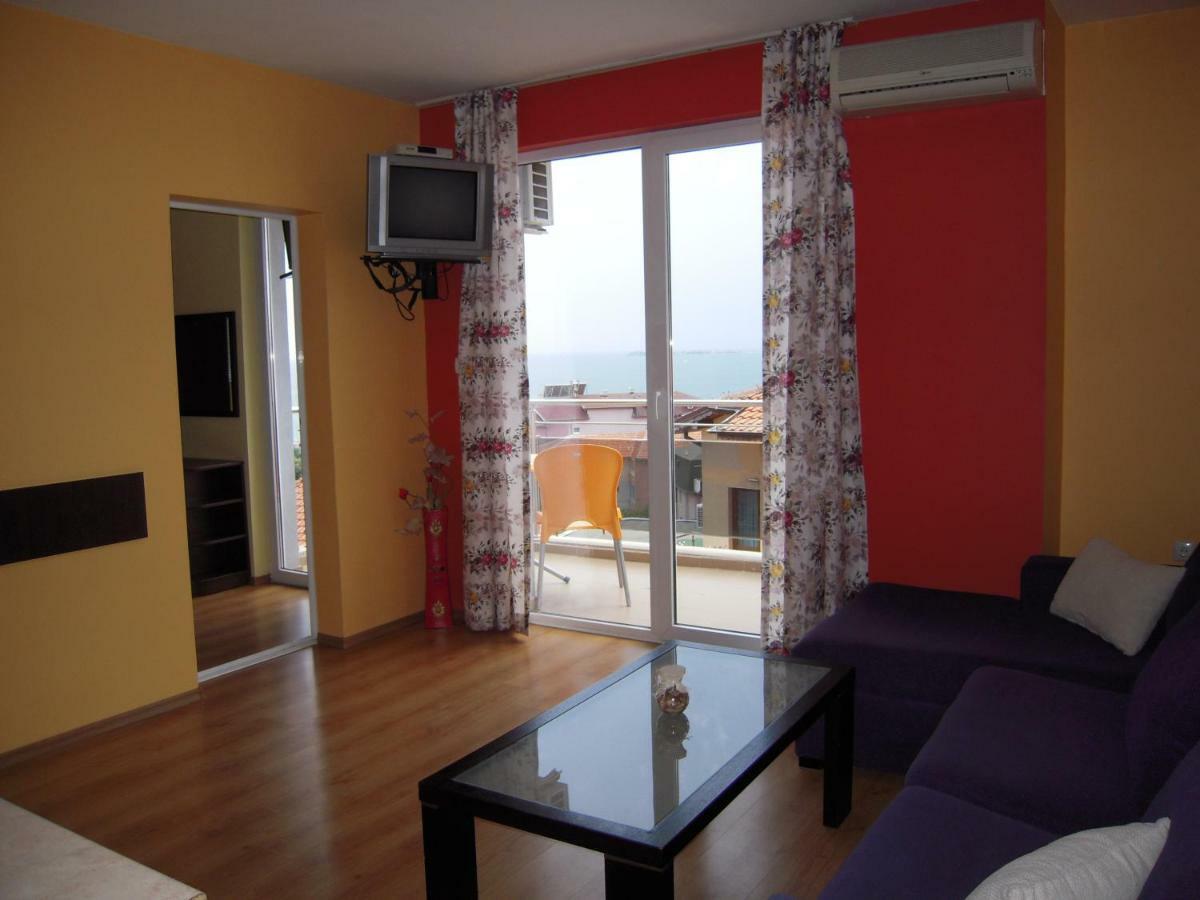 Bona Dea Club Sveti Vlas Bagian luar foto