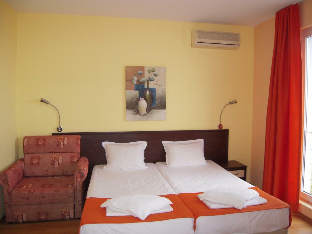 Bona Dea Club Sveti Vlas Bagian luar foto
